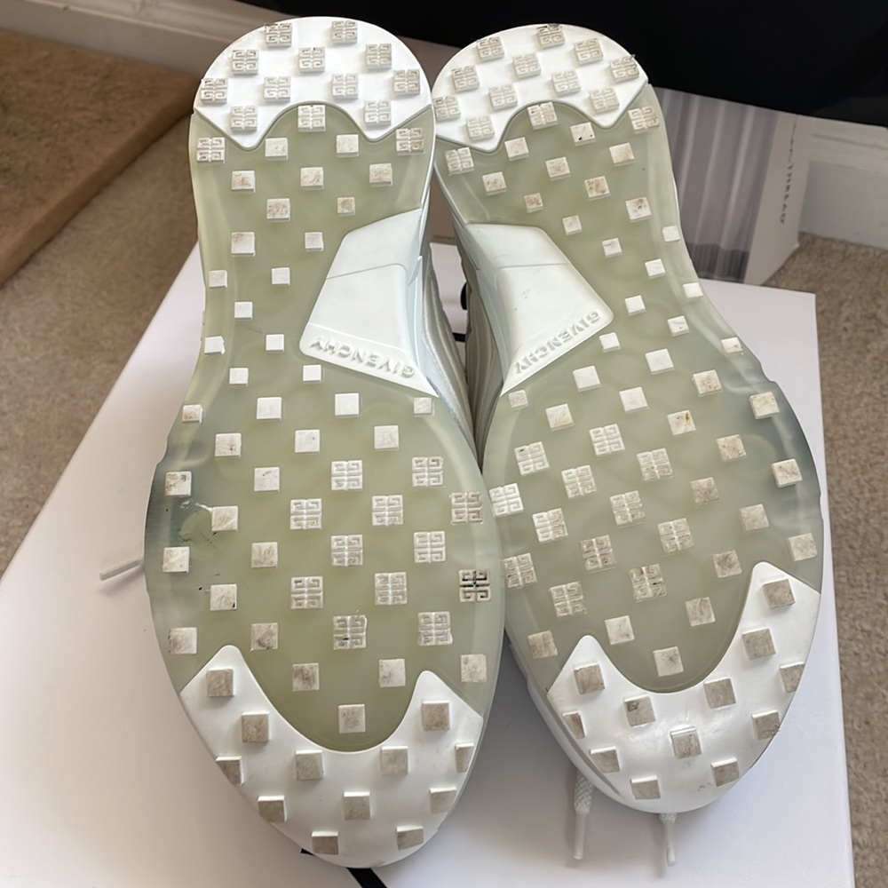 GIVENCHY 1 RUNNERS 39 - Picture 9 of 11